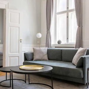  Lejlighed Lavish 4br In The Heart Of Cph By The Canals